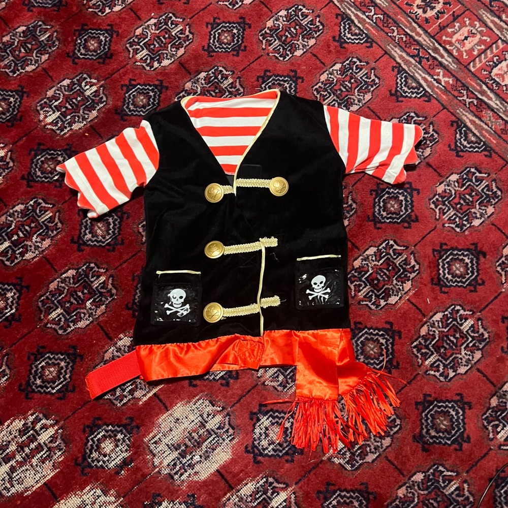 Melissa & Doug Pirate Role Play Set Costume Top Kids Ages 3-6 Black Red 4848
